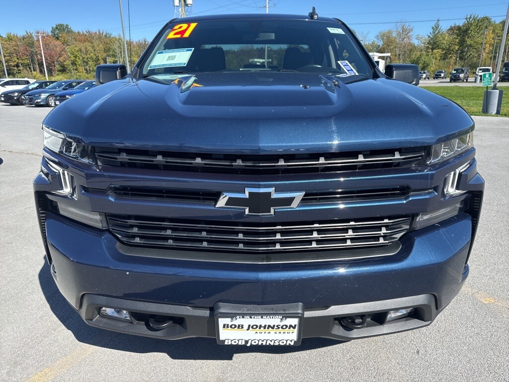 2021 Chevrolet Silverado 1500 RST photo 2