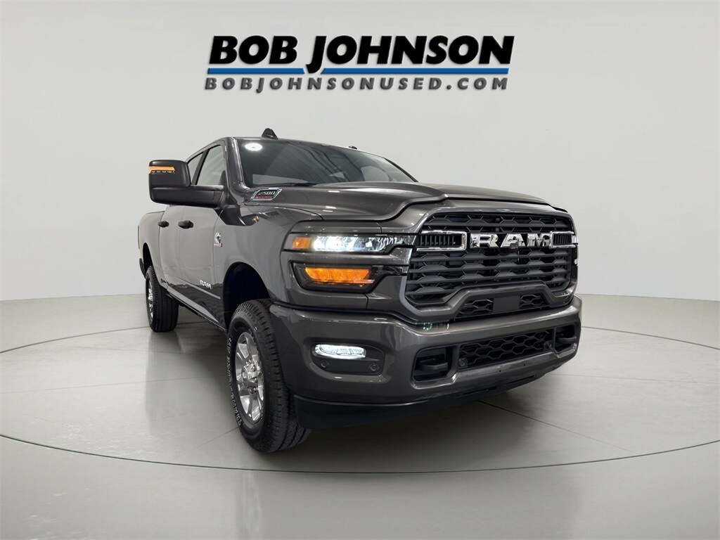 2025 Ram 2500 Big Horn photo 2