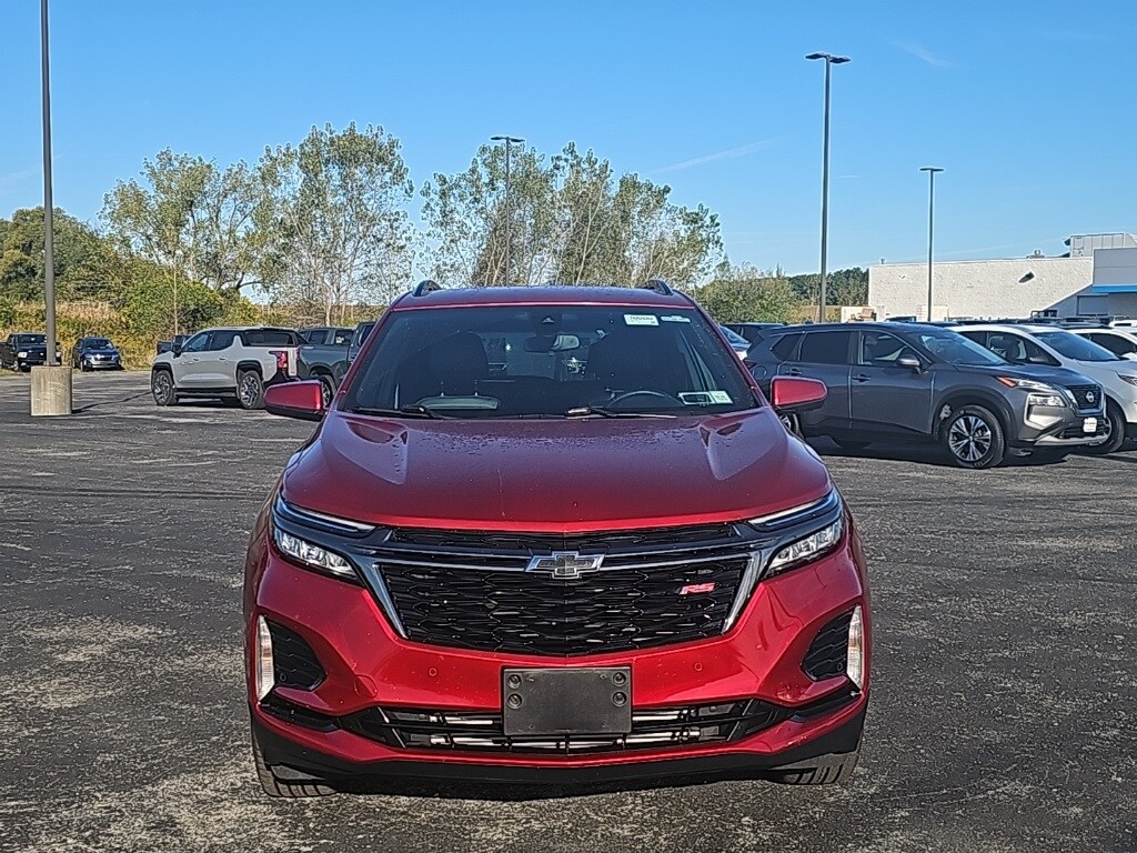 2023 Chevrolet Equinox RS photo 2