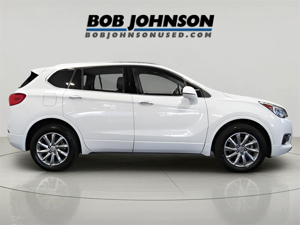 2020 Buick Envision Essence photo 2