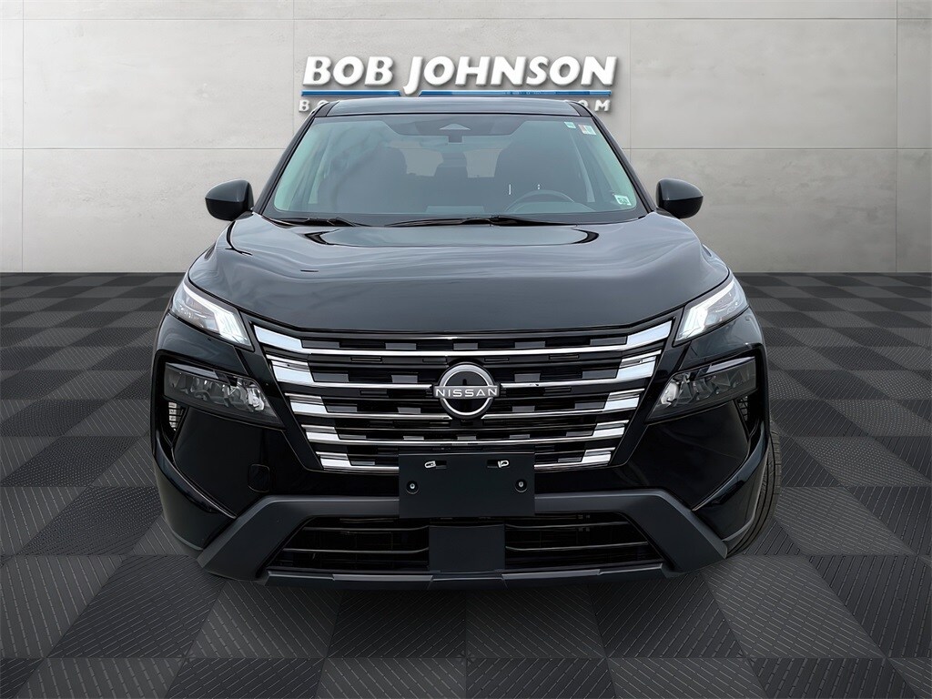 Used 2024 Nissan Rogue S with VIN 5N1BT3AB1RC727088 for sale in Rochester, NY