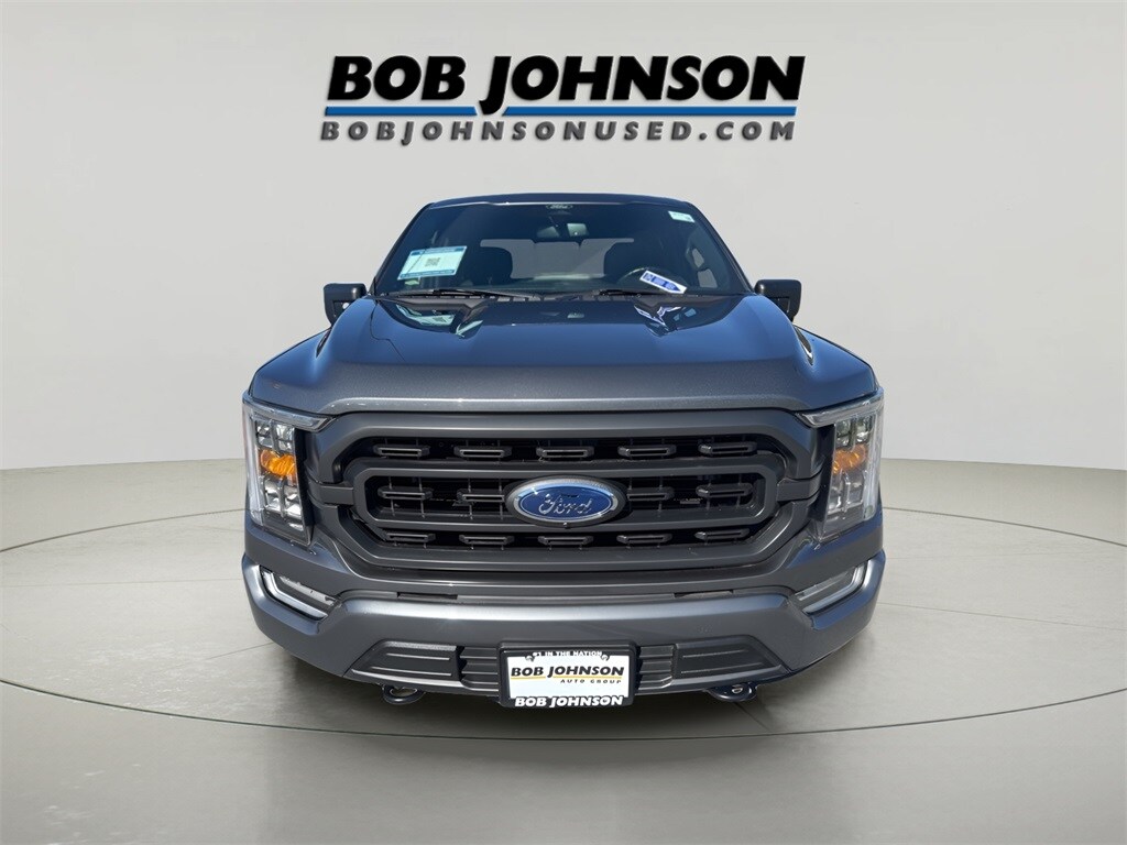 2022 Ford F-150 XLT photo 2