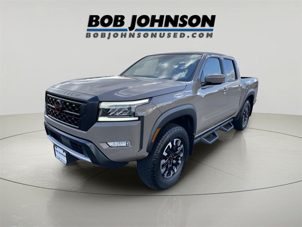 2024 Nissan Frontier PRO-4X photo 2