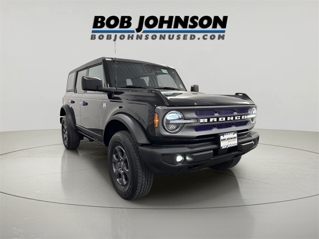 2023 Ford Bronco Big Bend photo 2