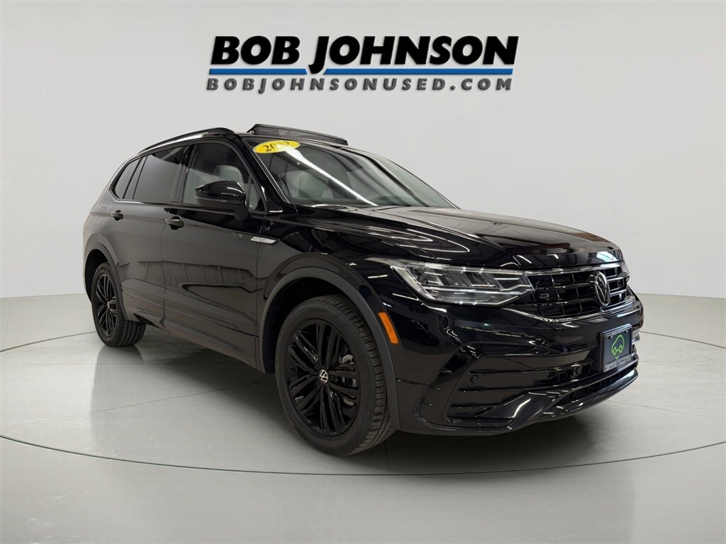 Used 2022 Volkswagen Tiguan 2.0T SE R-Line Black SUV