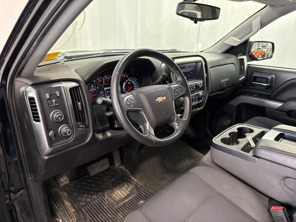 2018 Chevrolet Silverado 1500 LT2 Z71 photo 3