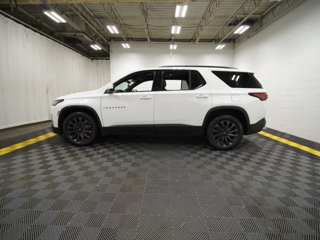 Used 2022 Chevrolet Traverse RS SUV