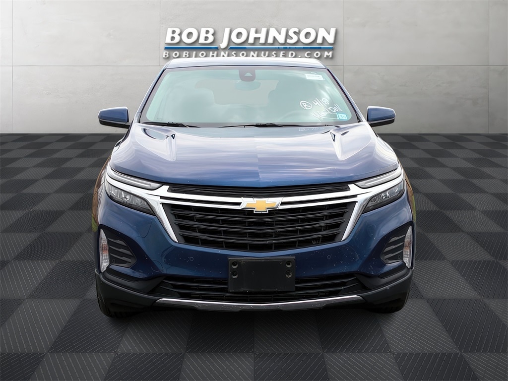 Used 2022 Chevrolet Equinox LT with VIN 3GNAXUEV3NL297200 for sale in Rochester, NY