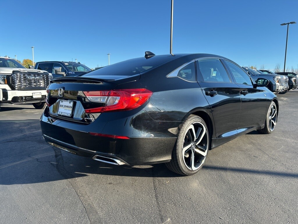2018 Honda Accord Sport photo 3