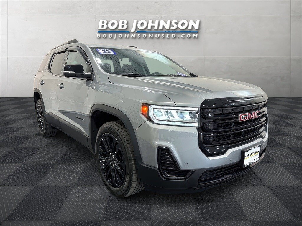 Used 2023 GMC Acadia SLE with VIN 1GKKNRL47PZ162571 for sale in Rochester, NY