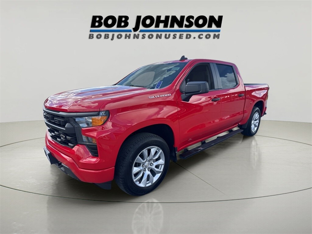 2022 Chevrolet Silverado 1500 Custom photo 3