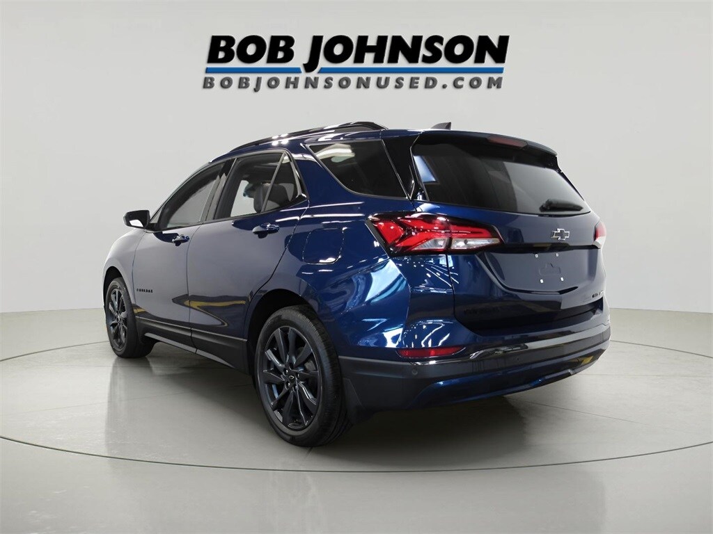 2023 Chevrolet Equinox RS photo 2