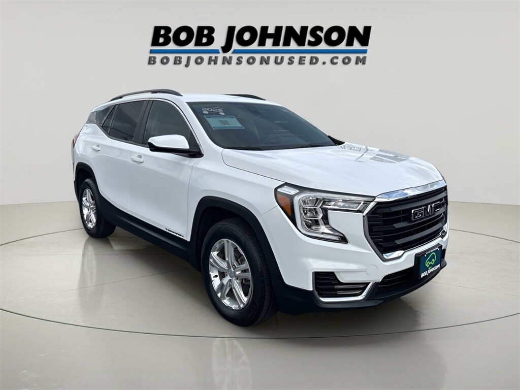 Used 2022 GMC Terrain SLE SUV