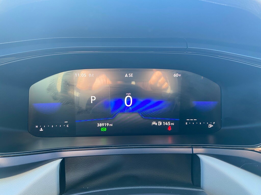 2023 Volkswagen Taos SE photo 2