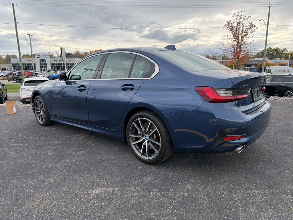 Used 2022 BMW 3 Series 330i xDrive Sedan