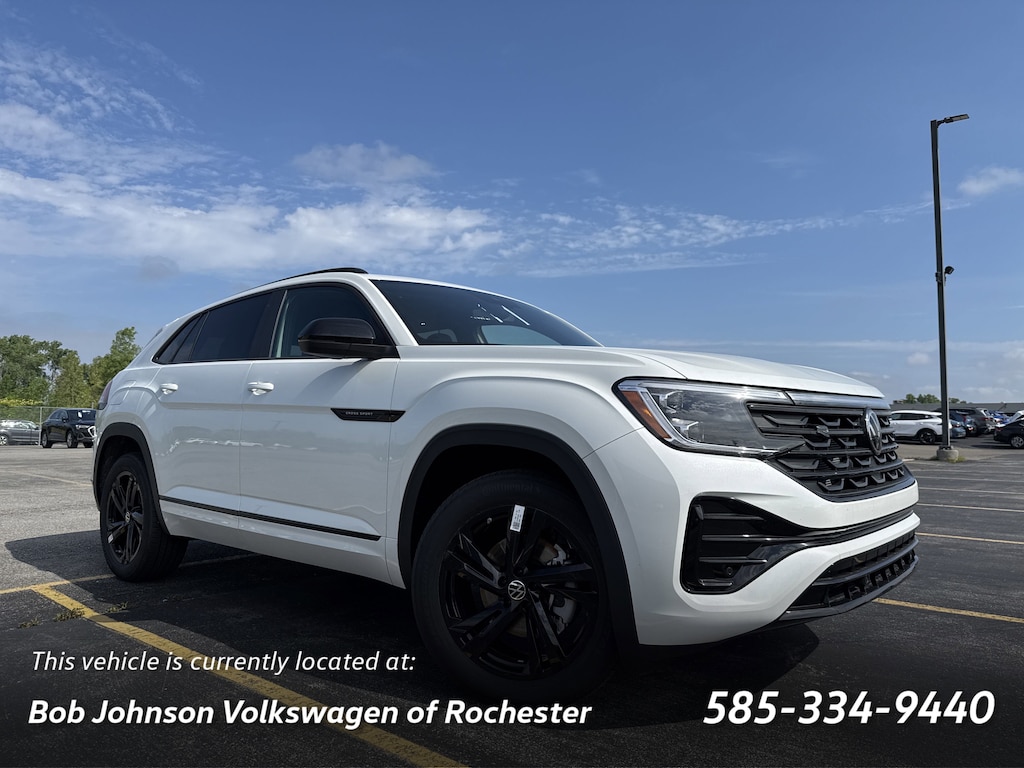New 2025 Volkswagen Atlas Cross Sport 2.0T SEL R-Line Black 2.0T SEL R-Line Black 4MOTION
