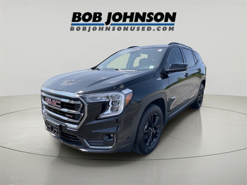 Used 2023 GMC Terrain AT4 SUV