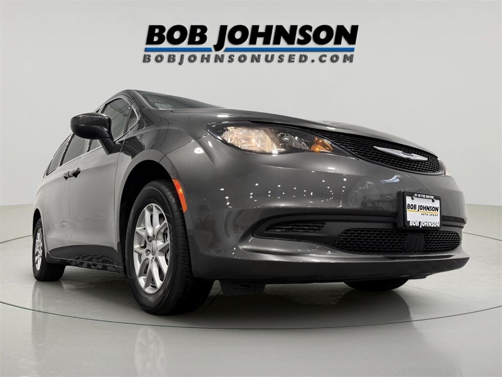 Used 2023 Chrysler Voyager LX Minivan/Van