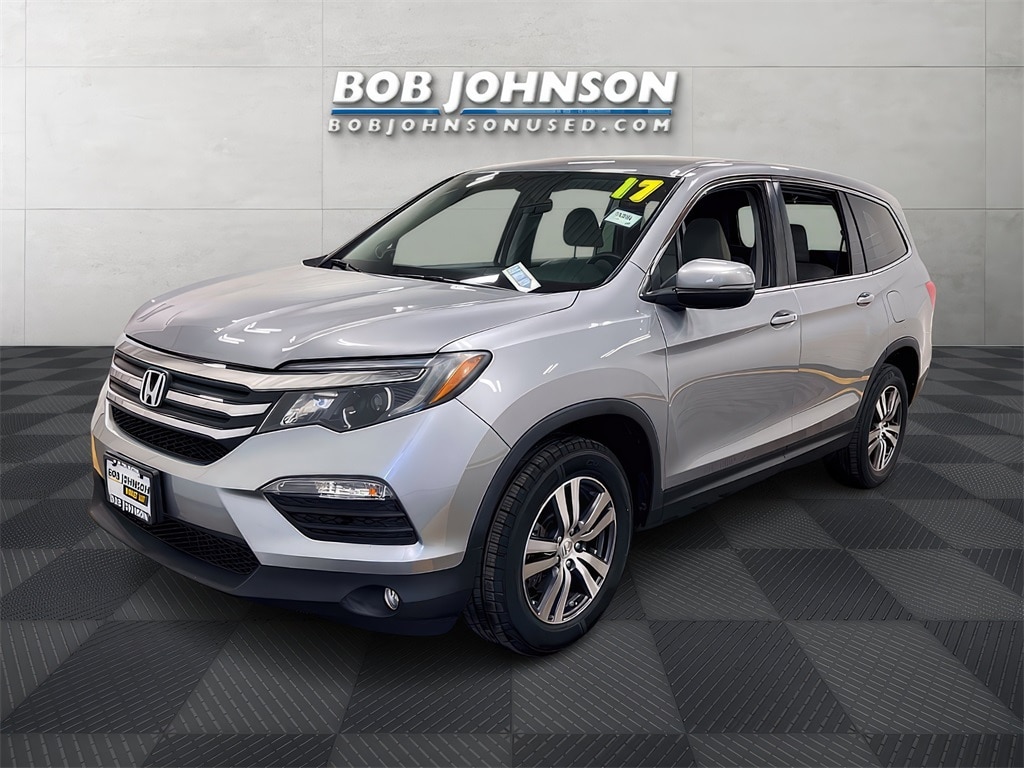 Used 2017 Honda Pilot EX with VIN 5FNYF6H35HB098135 for sale in Rochester, NY