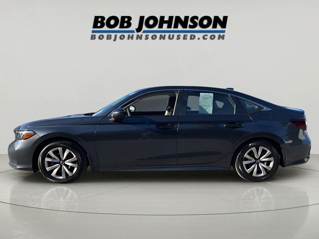 2025 Honda Civic LX photo 4