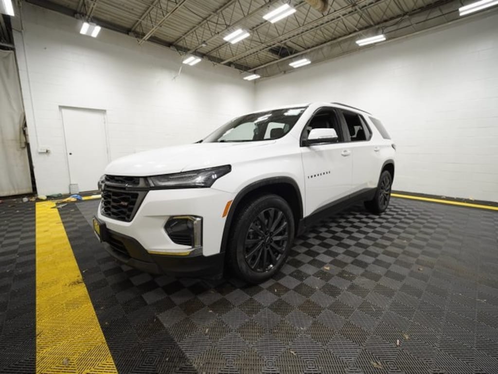 Used 2022 Chevrolet Traverse RS SUV