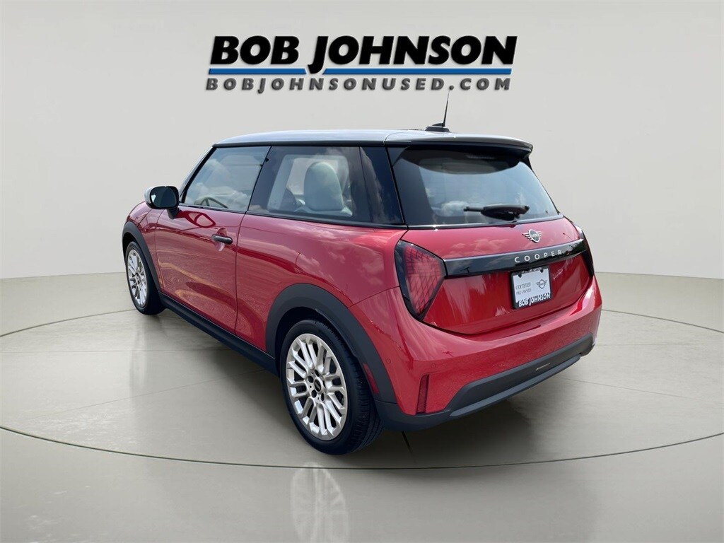 2025 Mini Cooper 2 Door Hardtop S photo 4