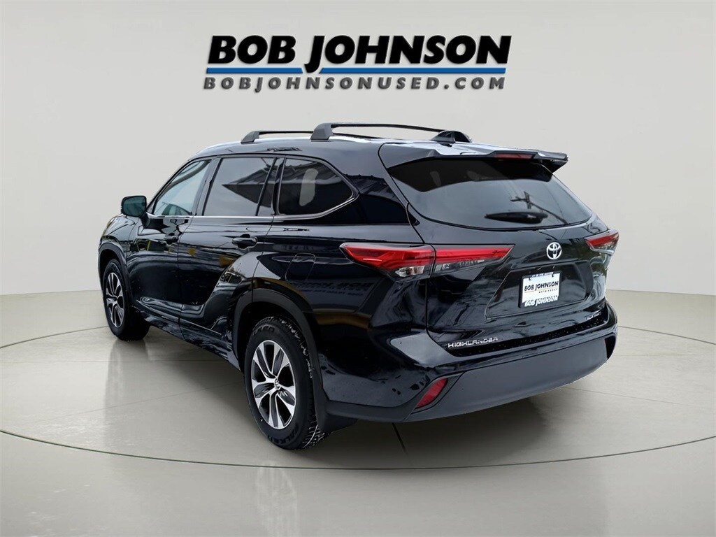 Used 2020 Toyota Highlander XLE SUV