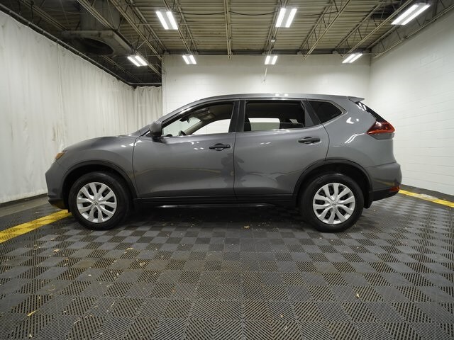 2019 Nissan Rogue S photo 4
