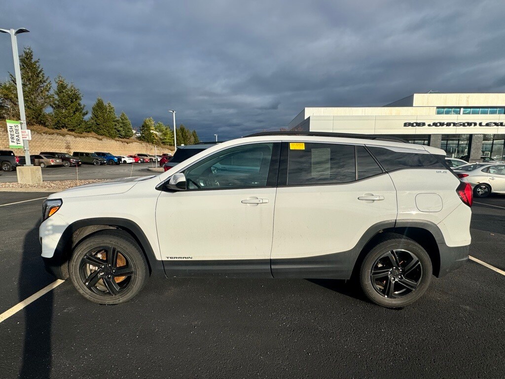 Used 2018 GMC Terrain SLE SUV