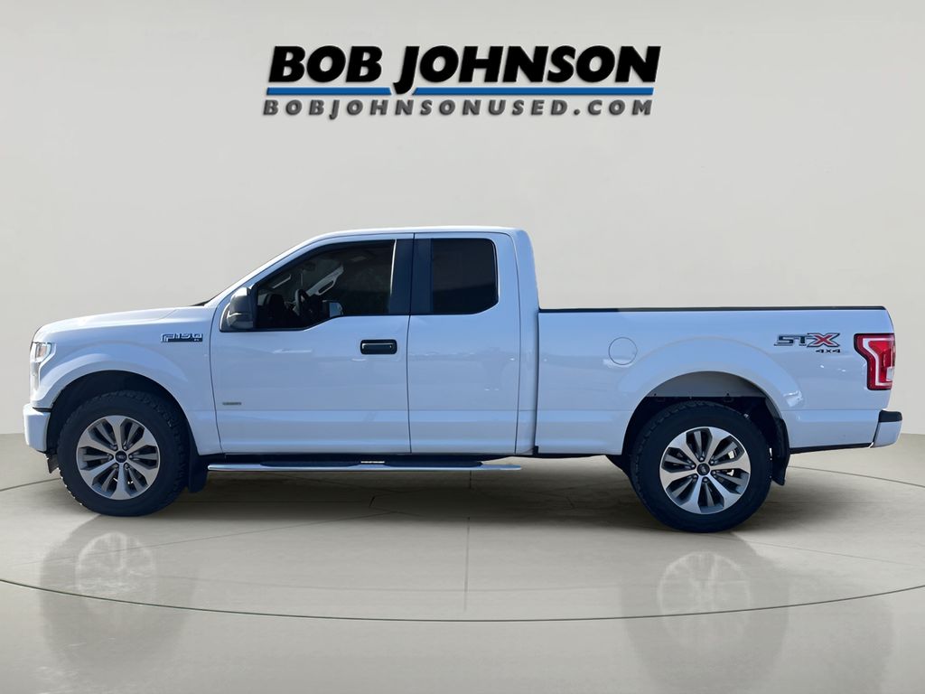 2017 Ford F-150 XL photo 4