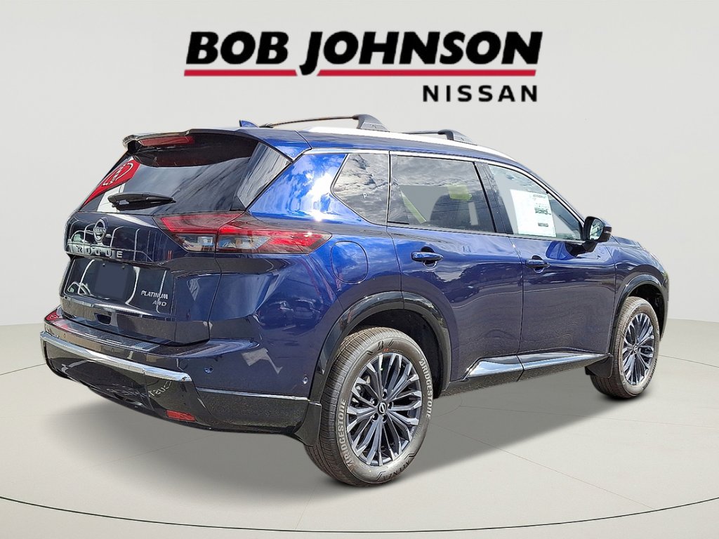 2026 Nissan Rogue Platinum photo 2