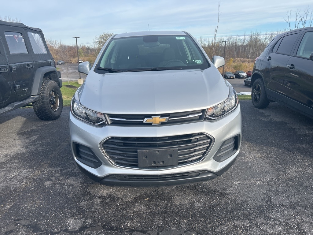 Used 2022 Chevrolet Trax LS SUV