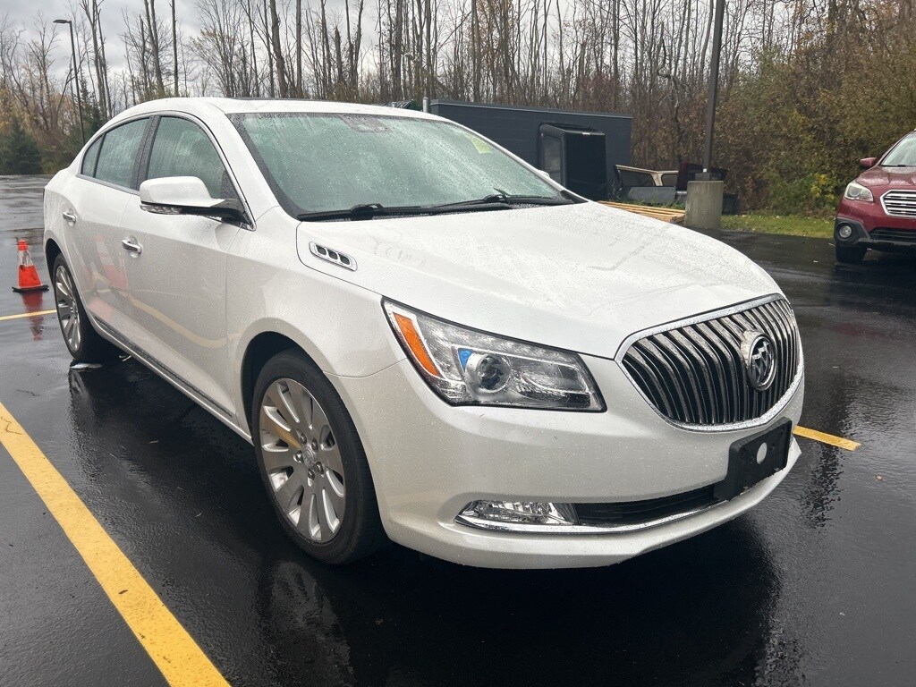 Used 2016 Buick Lacrosse Leather Group Sedan