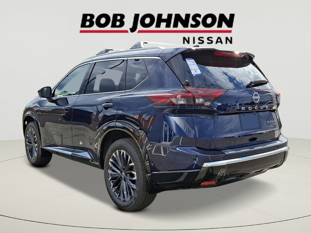 2026 Nissan Rogue Platinum photo 3