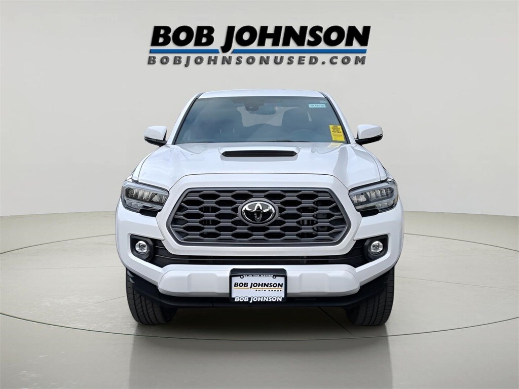 2023 Toyota Tacoma TRD Sport V6 photo 2
