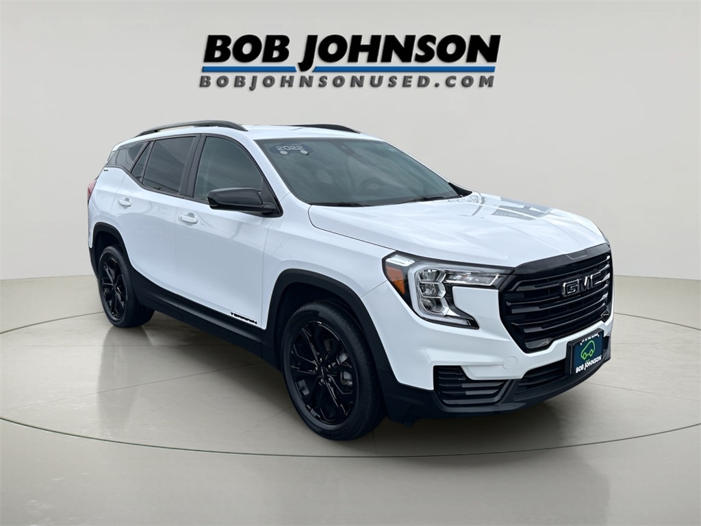 Used 2022 GMC Terrain SLE SUV