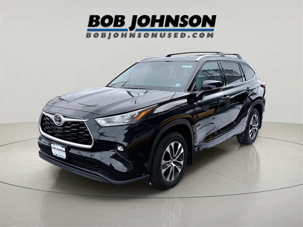 Used 2020 Toyota Highlander XLE SUV