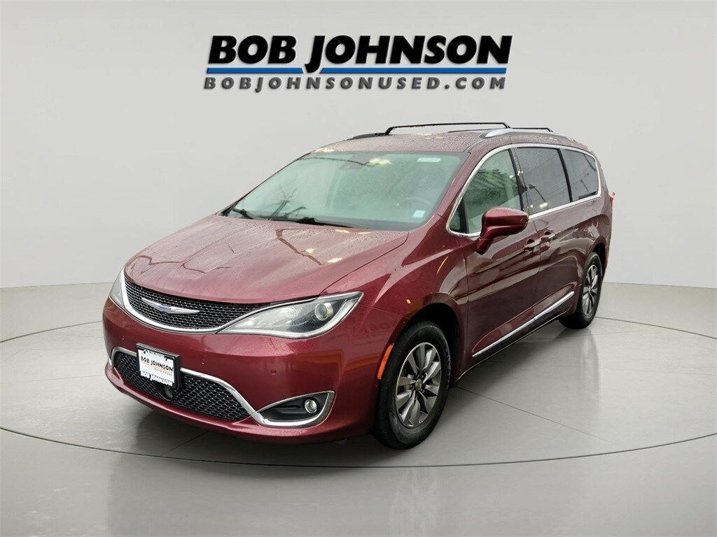 Used 2020 Chrysler Pacifica Touring L Plus Minivan/Van
