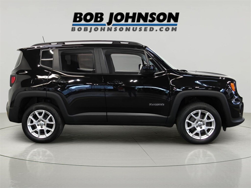 2020 Jeep Renegade Latitude photo 3