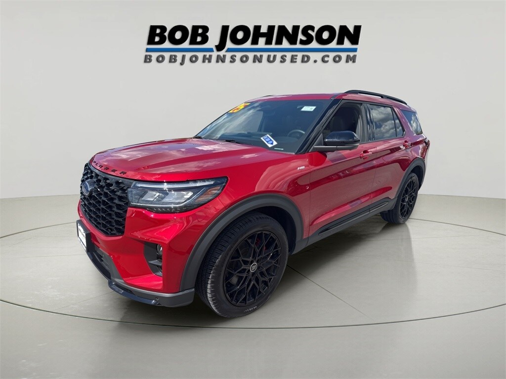 2025 Ford Explorer ST-Line photo 3