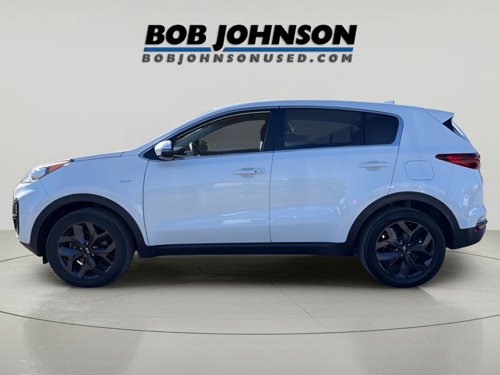 2022 Kia Sportage LX photo 3