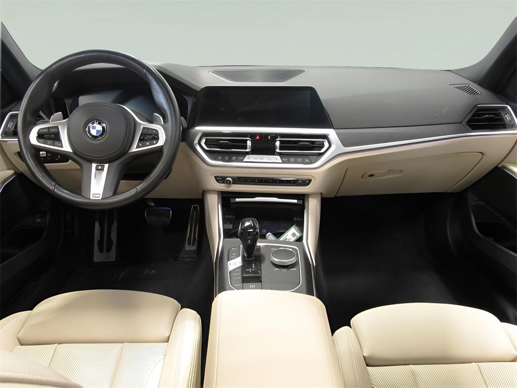2022 Bmw 330i xDrive photo 2