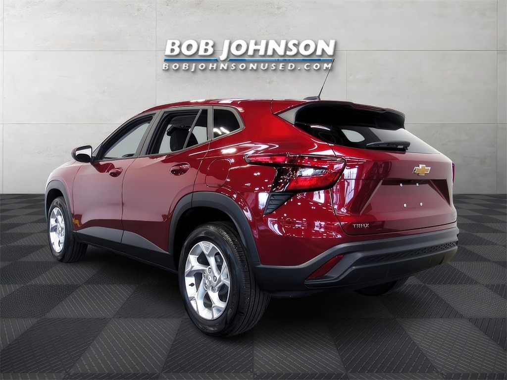 Used 2024 Chevrolet Trax LS with VIN KL77LFE24RC035300 for sale in Rochester, NY