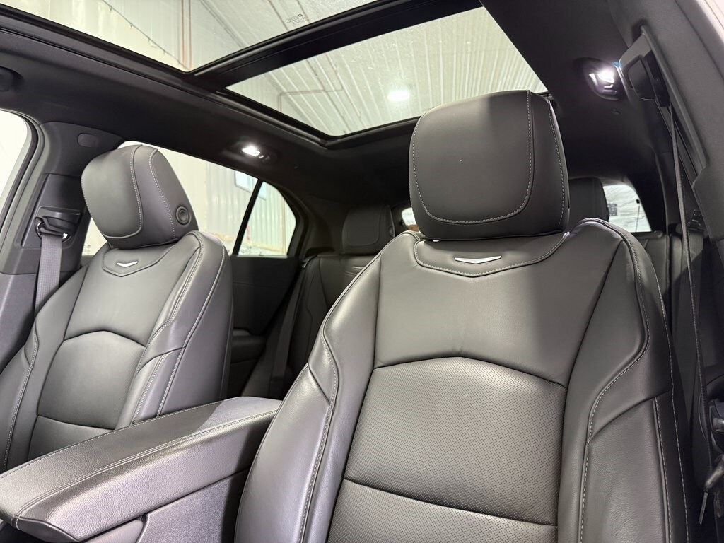 2021 Cadillac XT4 Premium Luxury photo 4