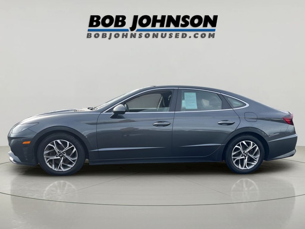 Used 2022 Hyundai Sonata SEL Sedan