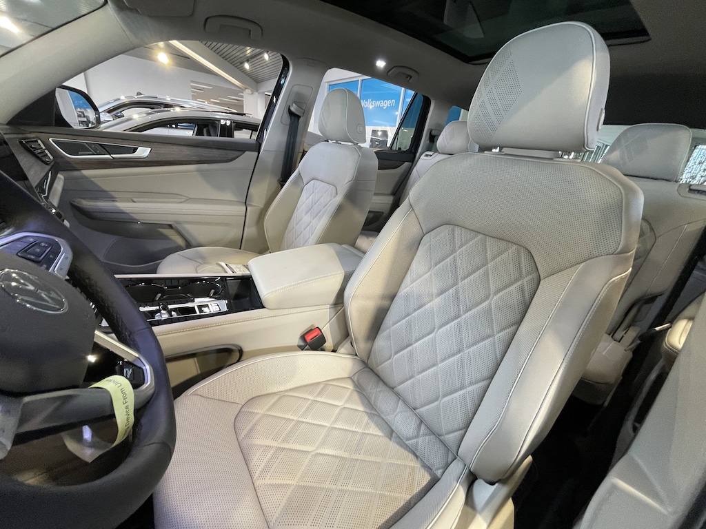 New 2026 Volkswagen Atlas 2.0T SEL Premium R-Line 2.0T SEL Premium R-Line 4MOTION