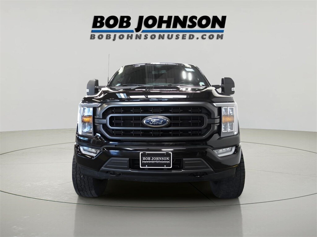 2022 Ford F-150 XLT photo 2