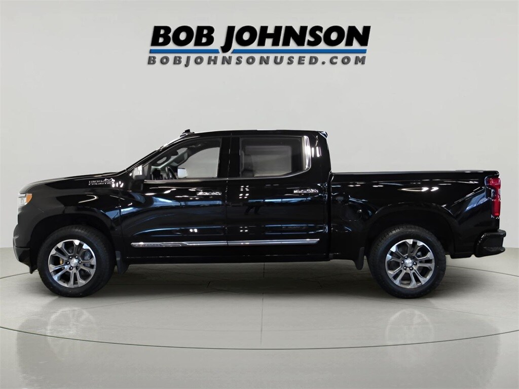 2023 Chevrolet Silverado 1500 High Country photo 4