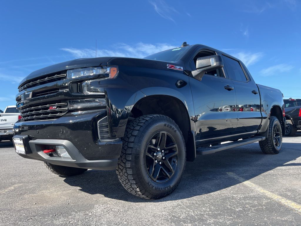 2021 Chevrolet Silverado 1500 LT Trail Boss photo 3
