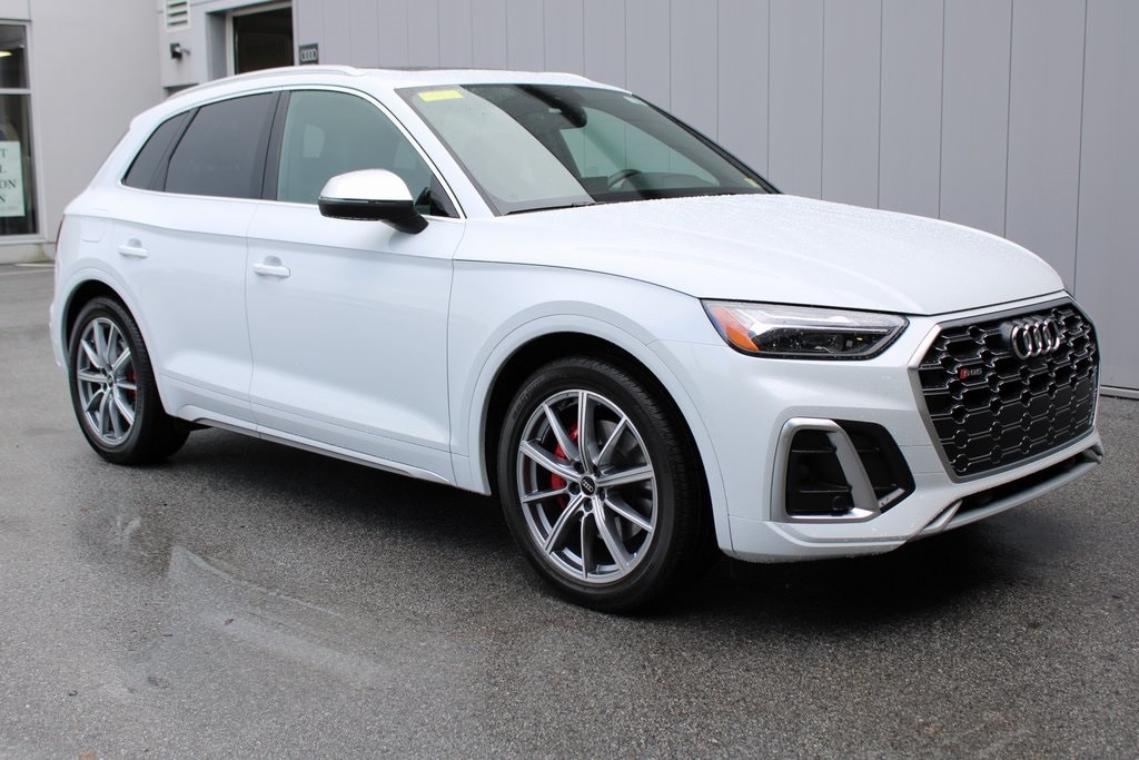 Used 2024 Audi SQ5 Premium Plus with VIN WA1B4AFY6R2031782 for sale in Rutland, VT